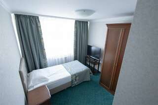 Гостиница Историческая гостиница Калуга Калуга Люкс Трёхкомнатный-6